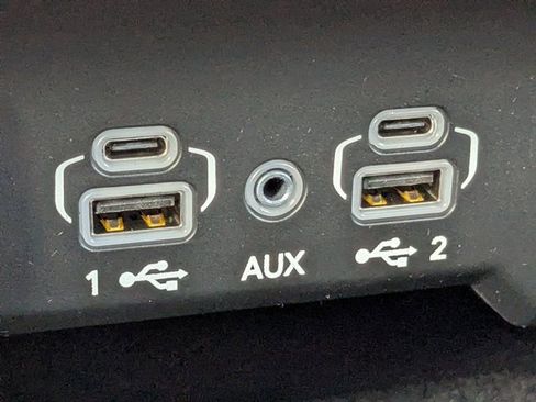 New 2026 Jeep Grand Wagoneer Summit w/ Premium Group III image 26