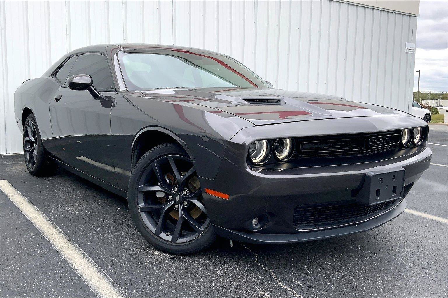 Used 2022 Dodge Challenger SXT w/ Blacktop Package RWD image 2