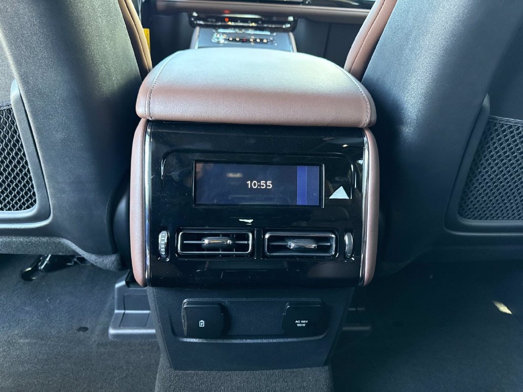 New 2026 Lincoln Aviator Reserve AWD/4WD image 16