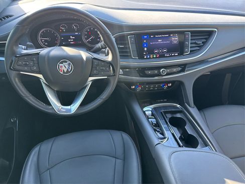 Certified 2024 Buick Enclave Essence image 20