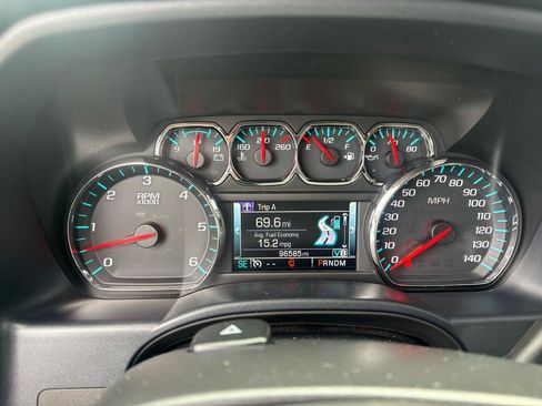 Used 2015 Chevrolet Silverado 1500 LTZ image 30