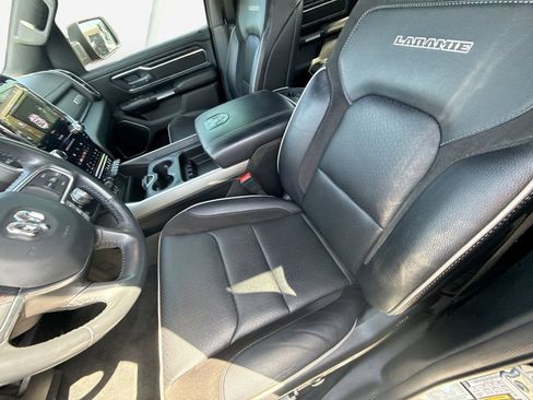 Used 2023 RAM 1500 Laramie AWD/4WD image 13