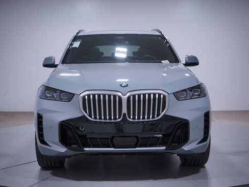 New 2026 BMW X5 sDrive40i w/ M Sport Package image 4