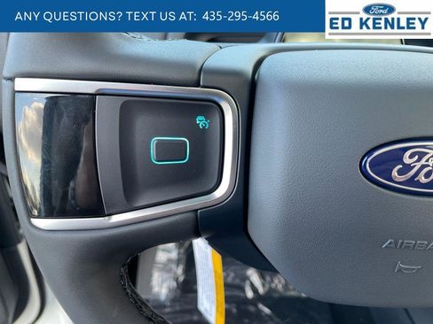 New 2025 Ford Expedition Max Active image 21