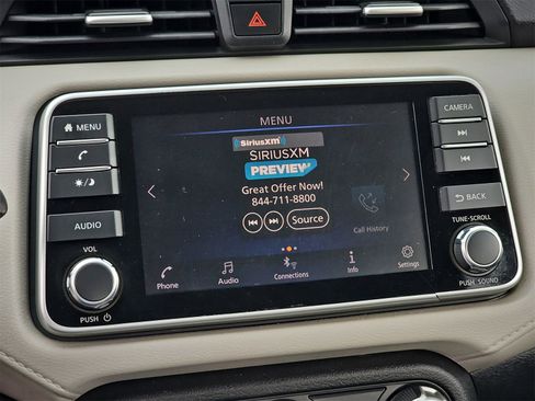 Used 2021 Nissan Versa SV image 20