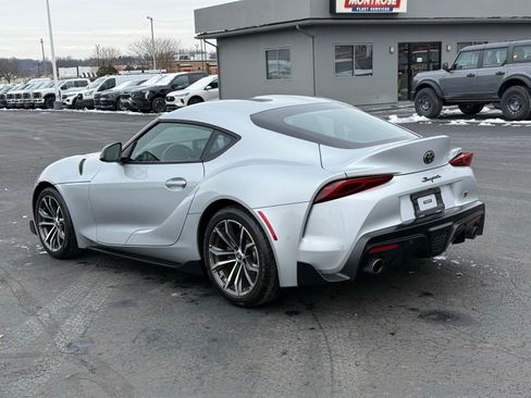 Used 2021 Toyota Supra w/ Safety & Technology Package image 5