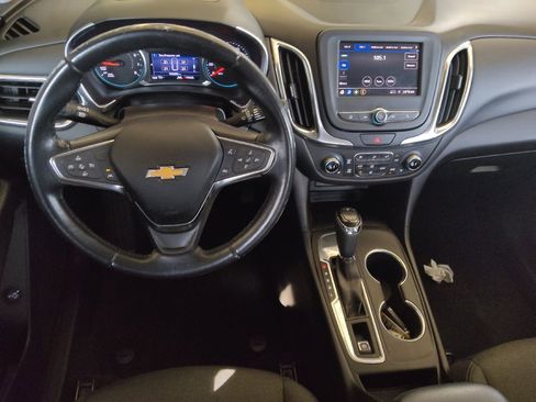 Used 2021 Chevrolet Equinox LT FWD image 22