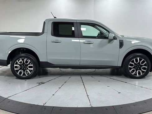 Used 2022 Ford Maverick Lariat w/ Lariat Luxury Package image 6