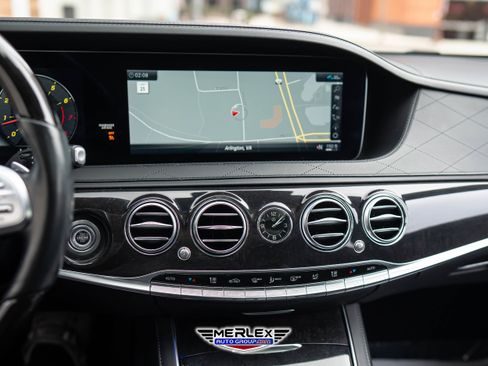 Used 2020 Mercedes-Benz S 560 4MATIC Sedan w/ Premium Package image 34