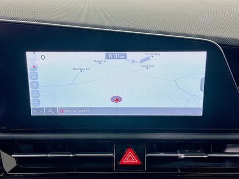 Used 2024 Kia Niro Wind FWD image 22