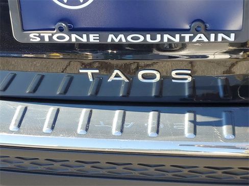 Certified 2023 Volkswagen Taos S image 8