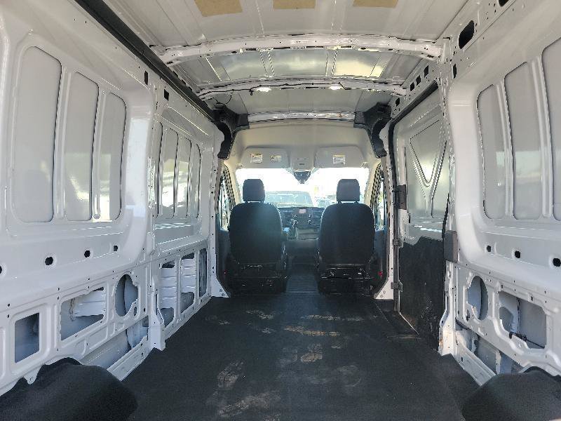 Used 2024 Ford Transit 250 148 Medium Roof RWD image 5