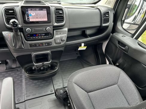 New 2025 RAM ProMaster 2500 w/ Quick Order Package 22G SLT FWD image 20