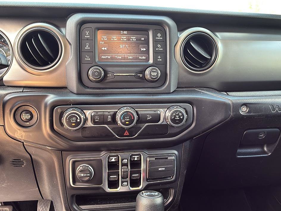 Used 2020 Jeep Wrangler Unlimited Sport S AWD/4WD image 32