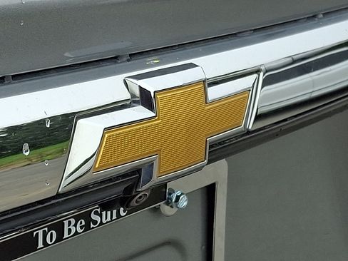 Used 2023 Chevrolet Traverse LS w/ Safety Package FWD image 33