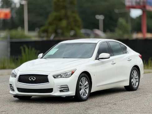 Used 2015 INFINITI Q50 Premium w/ Navigation Package RWD image 6
