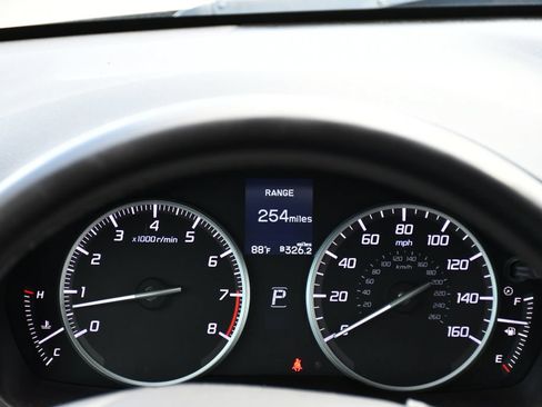 Used 2017 Acura ILX FWD image 32