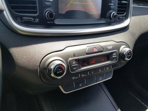 Used 2020 Kia Sorento LX w/ LX I4 Convenience Package FWD image 22