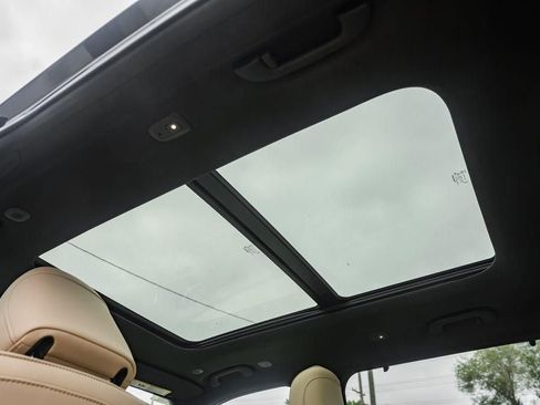 New 2025 Jeep Grand Cherokee L Limited w/ Luxury Tech Group II image 38