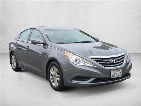 Used 2012 Hyundai Sonata GLS w/ Popular Equipment Pkg FWD image 3