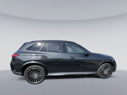 Used 2023 Mercedes-Benz GLC 300 4MATIC image 6