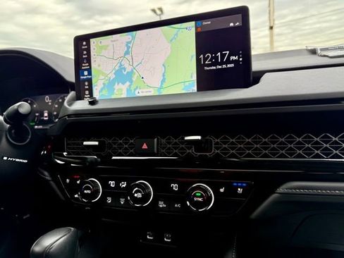 Used 2024 Honda Accord Touring image 28