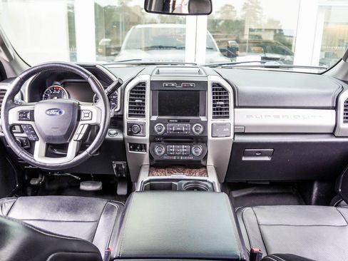 Used 2018 Ford F350 Lariat w/ Lariat Ultimate Package image 15