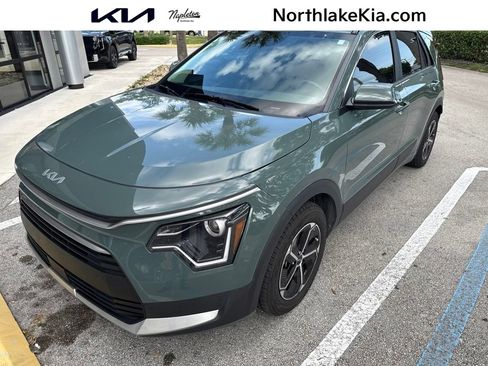 Used 2024 Kia Niro EX FWD image 1