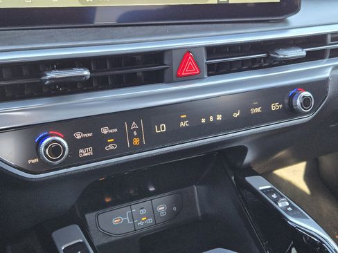 New 2026 Kia Sorento SX Prestige image 14