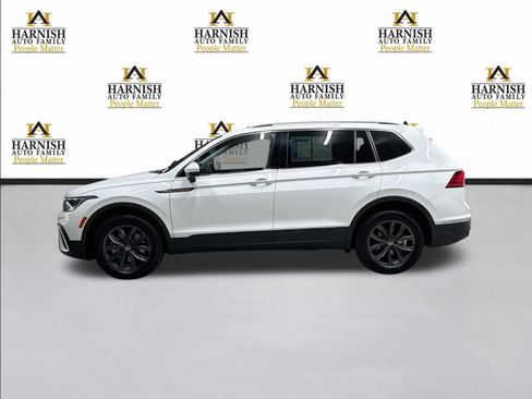 Used 2022 Volkswagen Tiguan SE AWD/4WD image 8