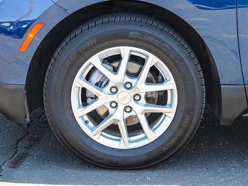 Used 2023 Chevrolet Equinox LT image 9