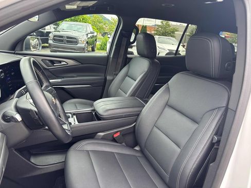 Used 2026 Chevrolet Traverse LT AWD/4WD image 10