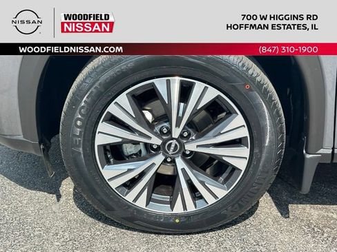 Certified 2023 Nissan Rogue SV w/ SV Premium B Package AWD/4WD image 8