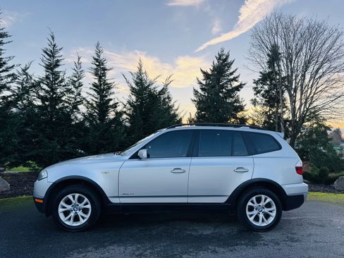 Used 2009 BMW X3 xDrive30i AWD/4WD image 2