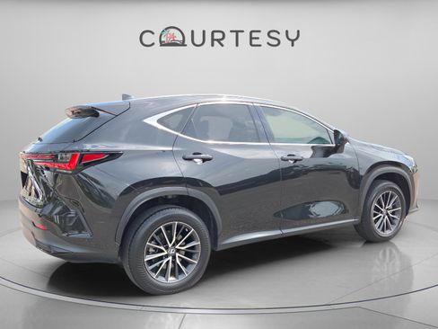 Used 2023 Lexus NX 250 FWD w/ Towing Package (2000 Lbs) image 5