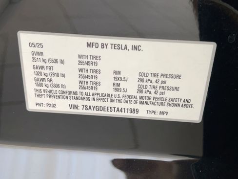 Used 2026 Tesla Model Y AWD image 19