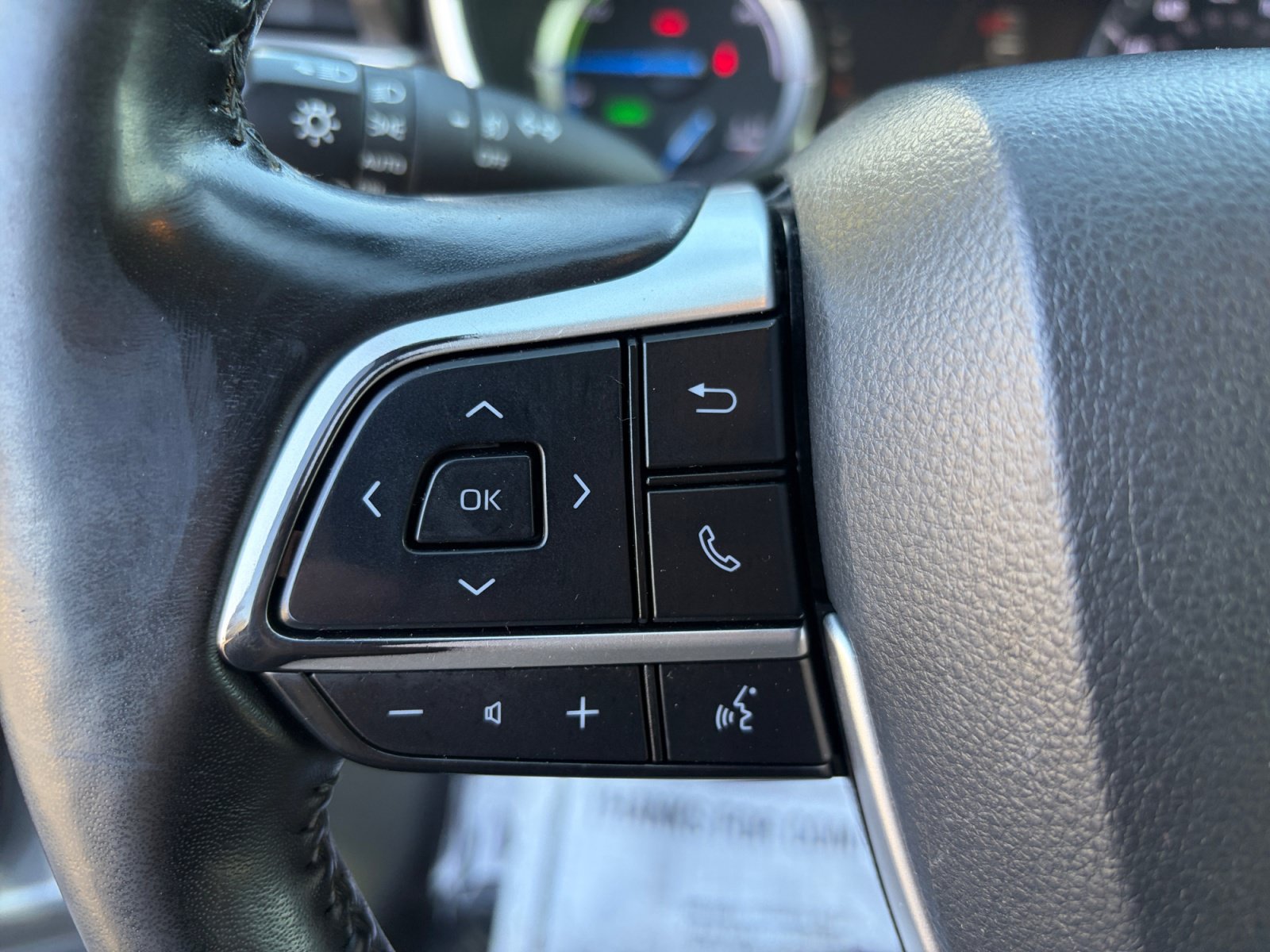 Used 2022 Toyota Highlander XLE AWD/4WD image 14