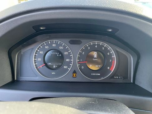 Used 2008 Volvo XC70 3.2 image 18