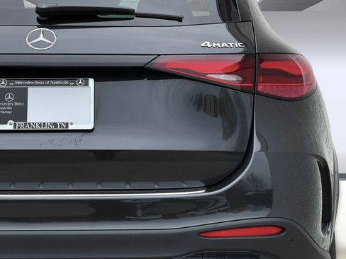 Used 2026 Mercedes-Benz GLC 300 4MATIC image 12