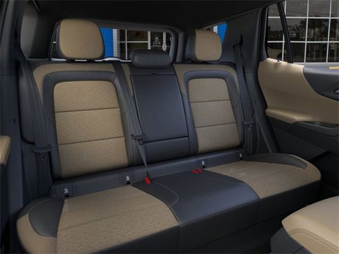 New 2026 Chevrolet Equinox ACTIV image 18