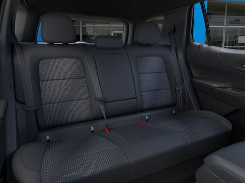 New 2026 Chevrolet Equinox LT image 17