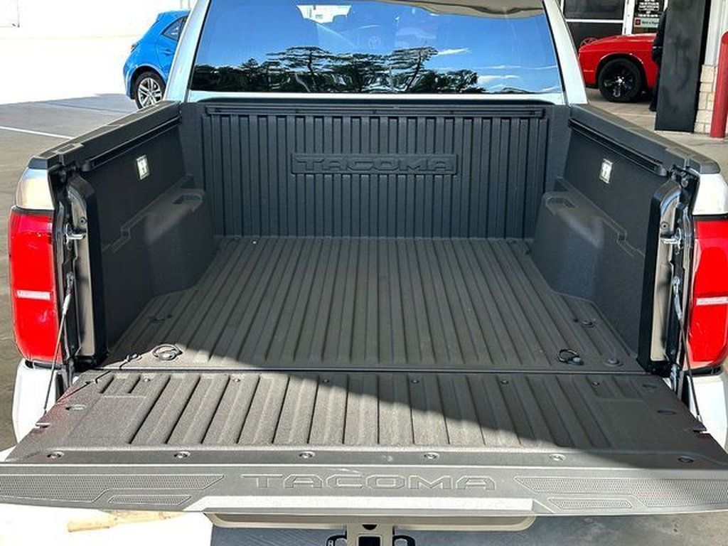 Certified 2026 Toyota Tacoma SR5 RWD image 31