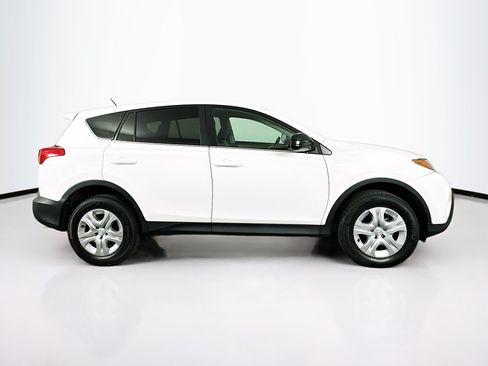 Used 2015 Toyota RAV4 LE FWD image 10