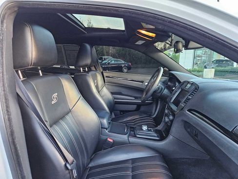 Used 2023 Chrysler 300 S image 11