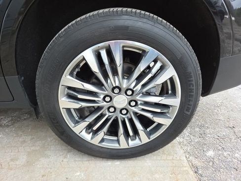 Used 2017 Cadillac XT5 Premium Luxury image 70