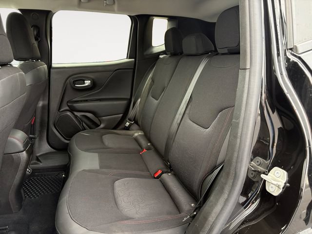 Used 2023 Jeep Renegade Trailhawk AWD/4WD image 13