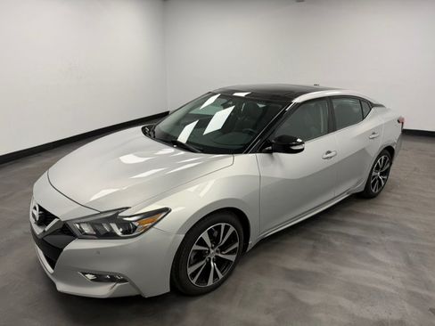 Used 2017 Nissan Maxima 3.5 SL FWD image 3