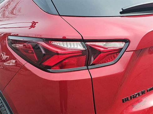 Certified 2020 Chevrolet Blazer LT w/ Sound & Technology Package image 40