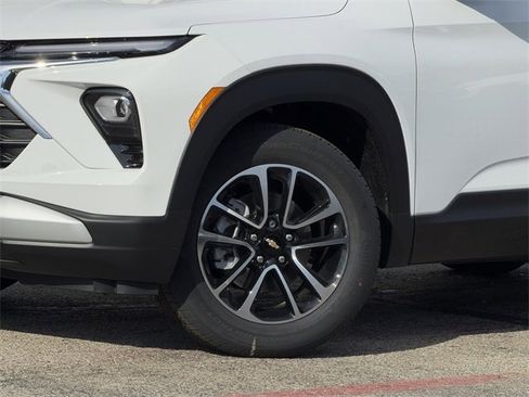 New 2026 Chevrolet TrailBlazer LT w/ Driver Confidence Package image 8