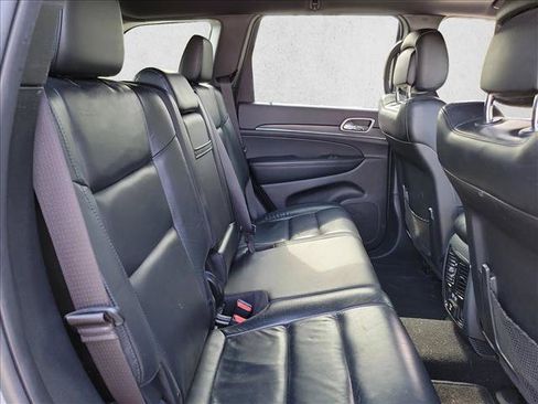 Used 2020 Jeep Grand Cherokee Limited AWD/4WD image 13